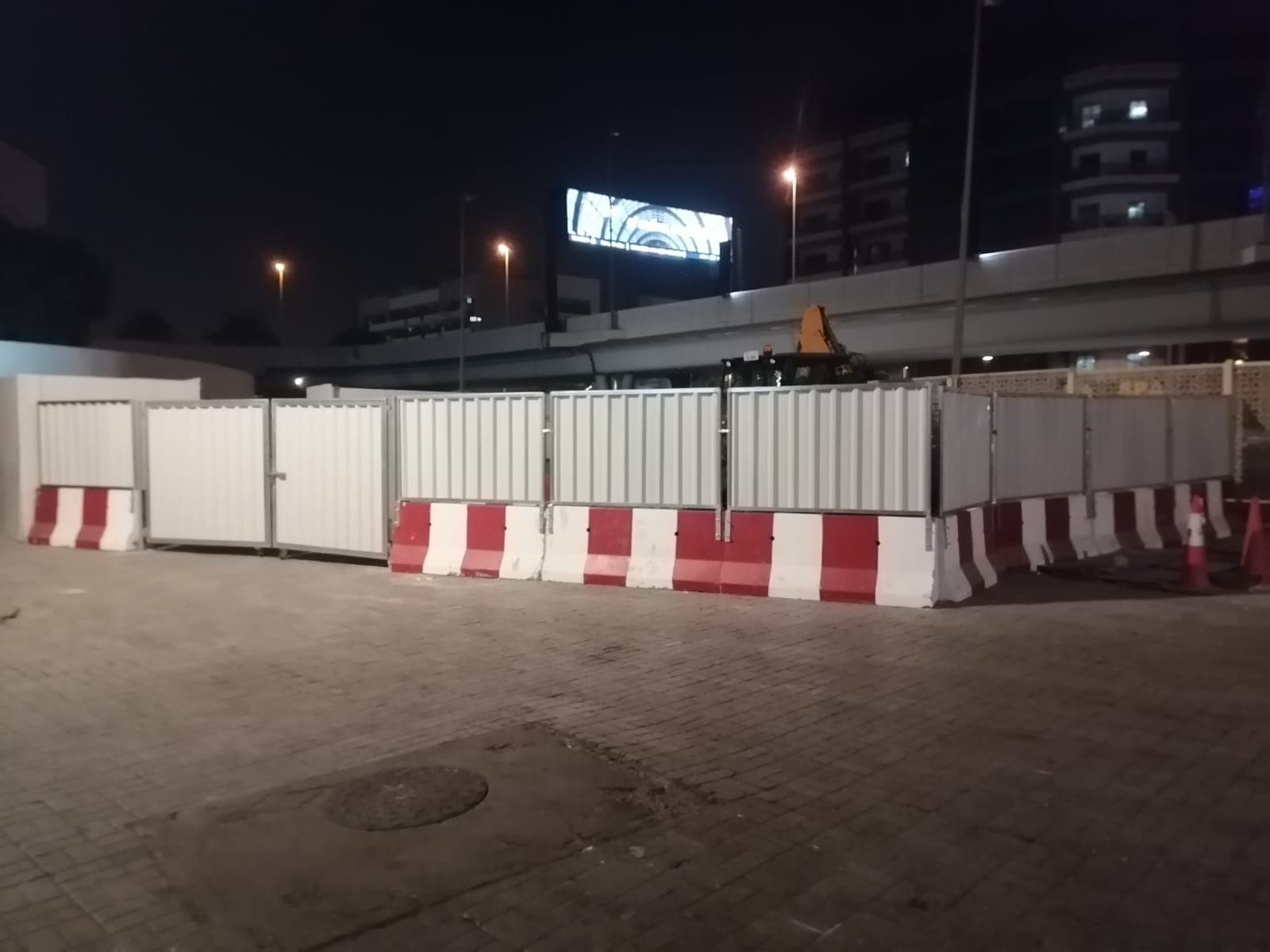 Temp - Corrugated Fence Over Jc Barrier