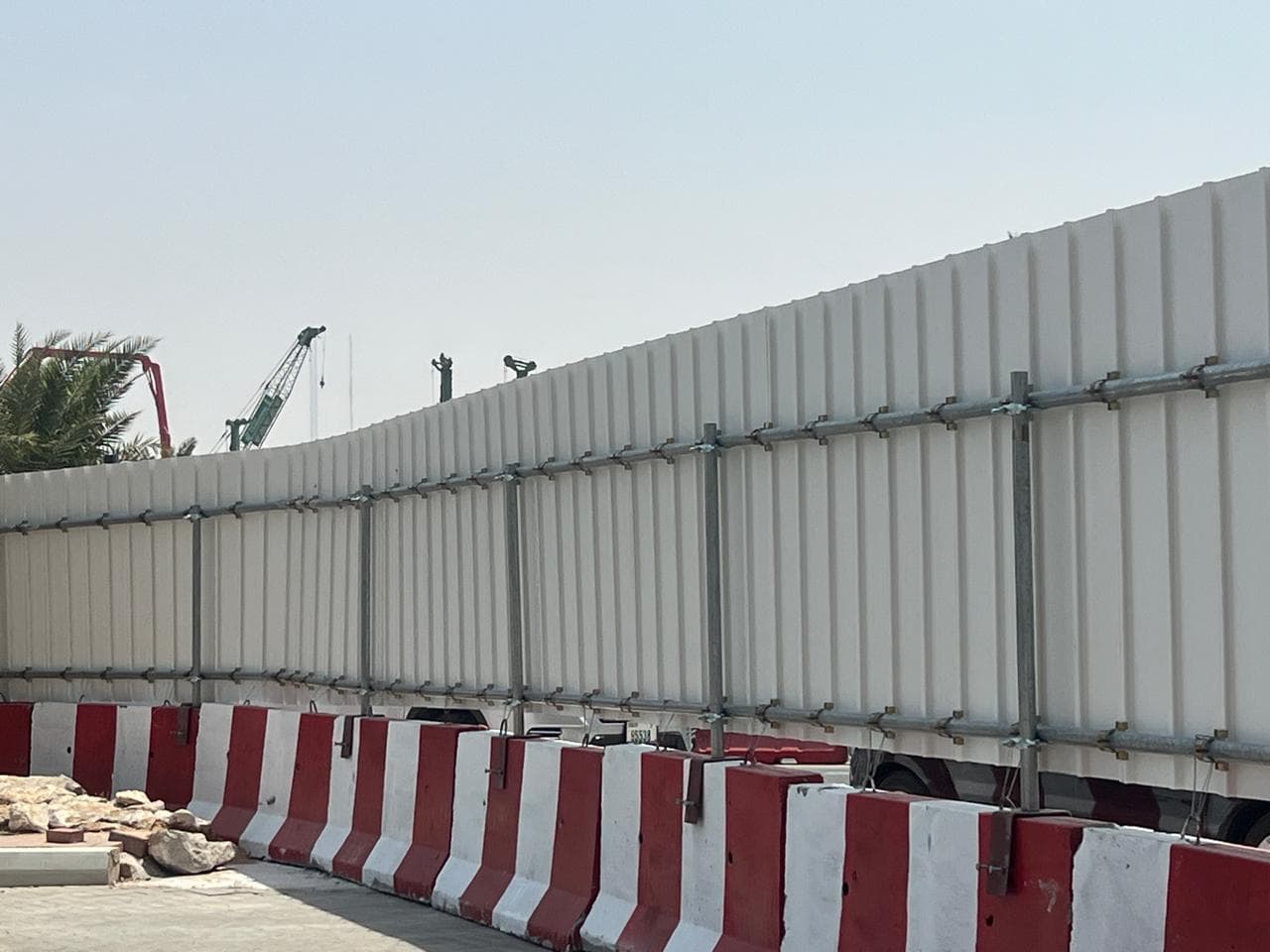 Temp - Eco Pvc Fence Over Jc Barrier