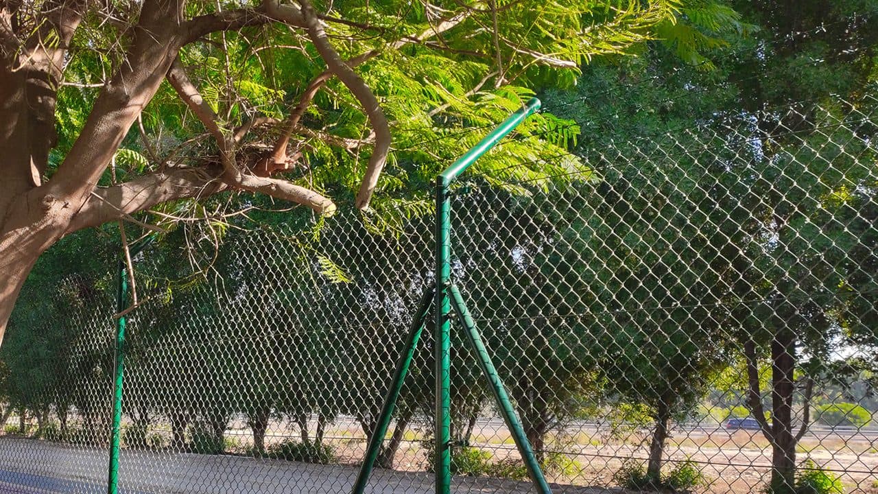Chain Link Fencing in Dubai: Blending Durability with Design(2023)