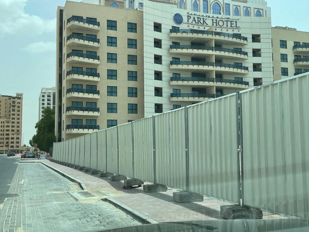 Steel Hoardings Project Photo